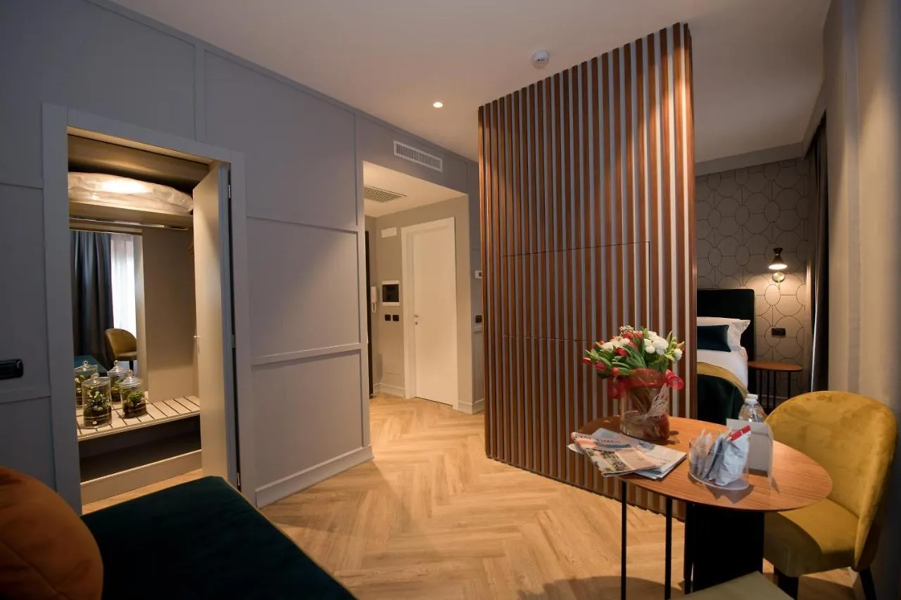 **** Aparthotel Duomo Hotel&Apartments Milano Italia