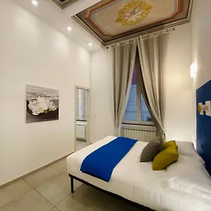 Casa Rosa Al Mare, Seafront With Free Private Garage, Air Conditionig, Wi-fi, Ideal Choice For A Relaxing And Exciting Coastal Escape Italië